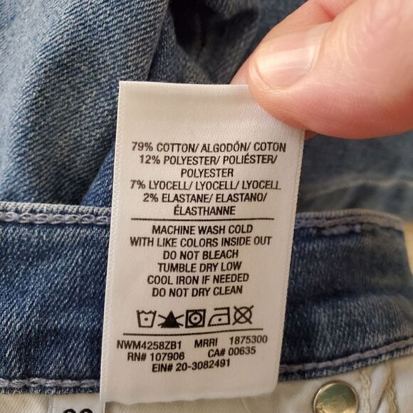 Hudson Natlie Super Skinny Button Fly Ankle Jeans - size 28. - Picture 14 of 14